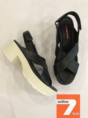 Новые босоножки Prada