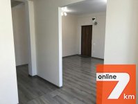 Коммерческое помещение  с ремонтом в новом доме. Центр города