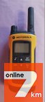 Рация Motorola TLKR T80 Extreme с двумя новыми батареями.