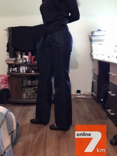 Продам джинсы Levi’s.
